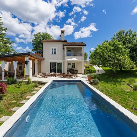 Dom wakacyjny Klementini By Interhome *