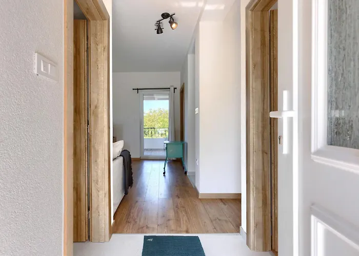 度假居 Klementini By Interhome Cerovlje