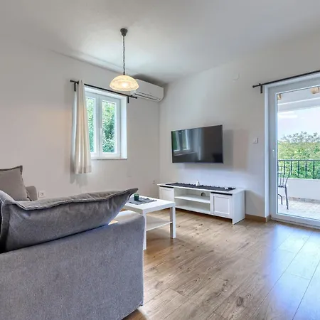 Casa Klementini By Interhome Cerovlje